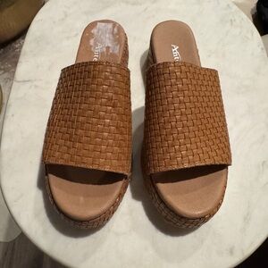 Antelope Brea brown woven leather platform sandals Size 37